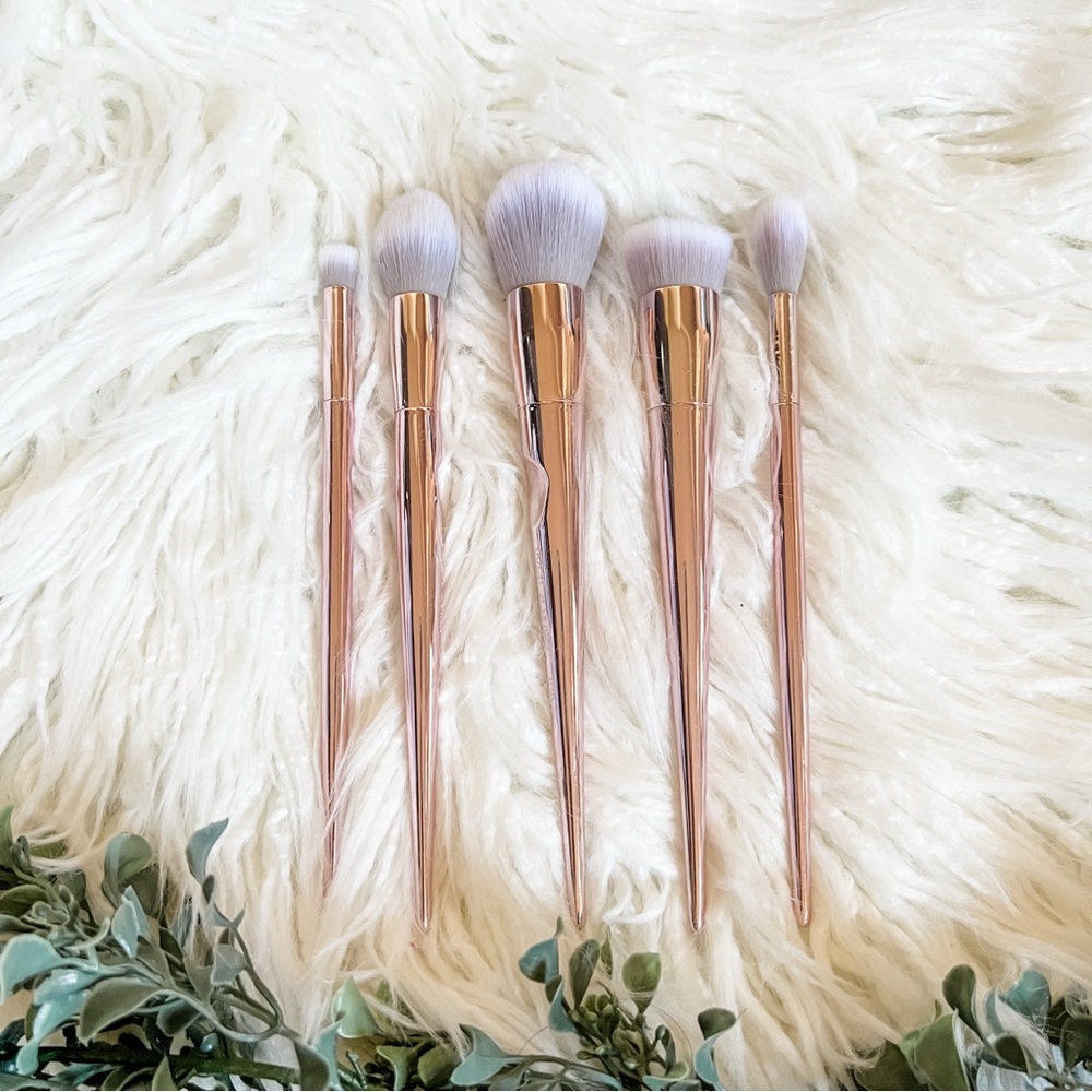 WNW Pro Brushes- USED
